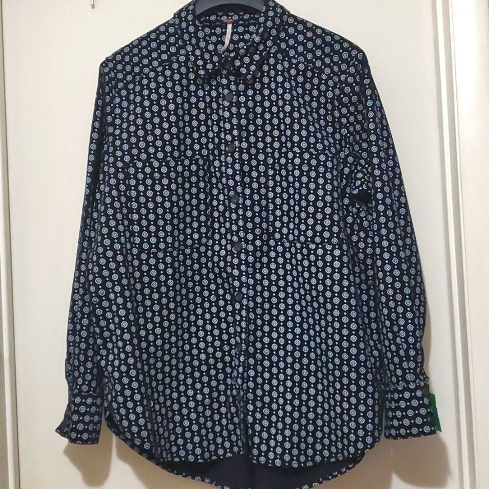 Free People Geometric Medallion Button Down Shirt Navy Blue White Womens Medium
